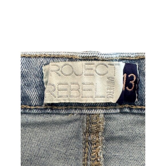 Project Rebel Denim Cutoff Womens Shorts Size 13 Light Wash Distressed Edges - Picture 3 of 4